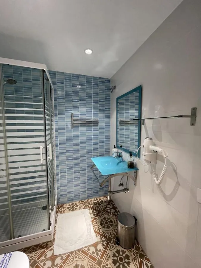 ** Guest house Hostal Nova Barcelona Spain