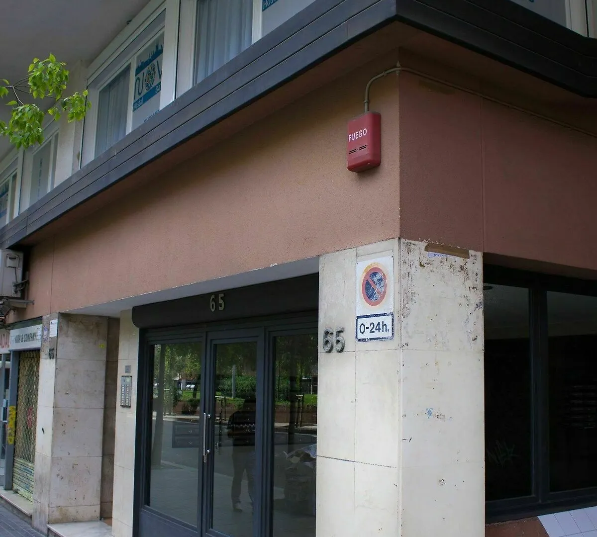 Hostal Nova Barcelona Spain